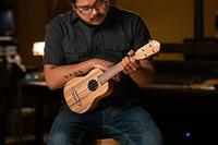 Ortega RFU10ZE Timber Series Natural E/A sopraan ukelele met gigbag - thumbnail