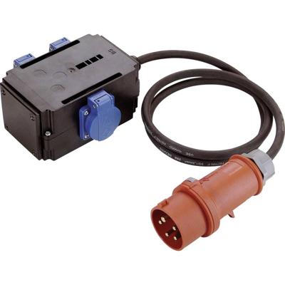 Schwabe CEE Stroomverdeler met 1,5m kabel 16A naar 3 x 230V