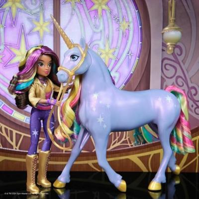 Unicorn Academy Sophia & Rainbow Light-up Wildstar speelset met licht en geluid