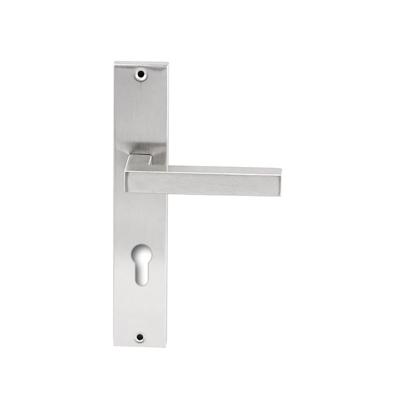 Hardbrass Deurkruk Geneve op rechthoekig langschild profielcilindergat 72mm - RVS