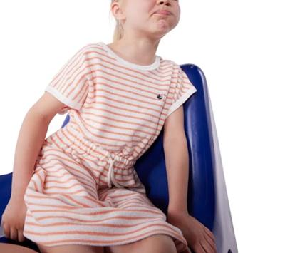 Gestroomde badjas voor meisjes PETIT BATEAU abrikoos Gestroomde badjas voor meisjes PETIT BATEAU abrikoos