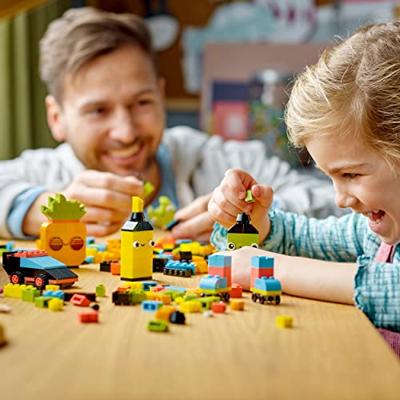 LEGO classic 11027 creatief spelen met neon