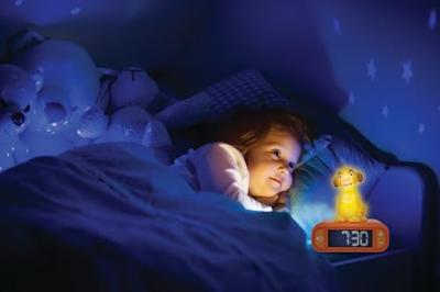 Digitale wekker met Simba-nachtlampje en geluidseffecten