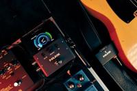 NUX B-8 Wireless 2.4 GHz draadloos gitaarsysteem met ingebouwd stemapparaat - thumbnail