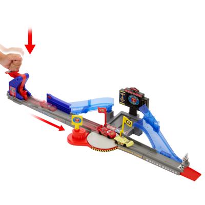 Disney Pixar Cars Piston Cup stuntbaan