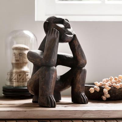 MUST Living Ornament 'Do Nothing' Mahoniehout, 30cm hoog