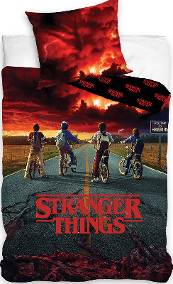 Stranger Things Dekbedovertrek Bikers 140 x 200 cm - 70 x 90 cm Stranger Things Dekbedovertrek Bikers 140 x 200 cm - 70 x 90 cm