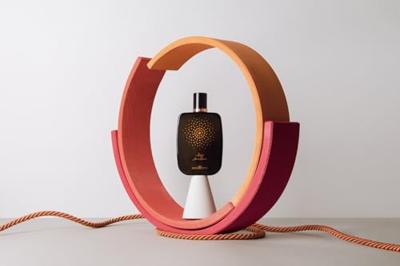 Roos & Roos Song For A Queen Eau de Parfum 100ml Roos & Roos Song For A Queen Eau de Parfum 100ml