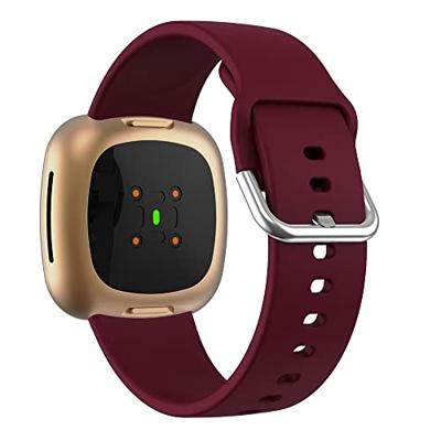 By Qubix - Compatible met Fitbit Versa 3 & 4 / Sense 1 & 2 - Siliconen bandje - Wijnrood - Compatible fitbit bandje