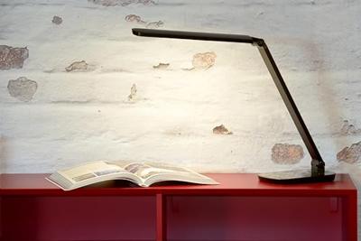 Lucide VARIO LED - Bureaulamp - LED Dimb. - CCT - 1x8W 2700K/6500K - Zwart Lucide VARIO LED - Bureaulamp - LED Dimb. - CCT - 1x8W 2700K/6500K - Zwart