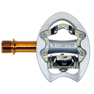 Exus Pedalen tar race magnesium