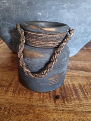 Vaas "Ralf" w/leathercord S bruin glas 14x14x15,5cm