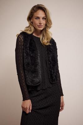 Tramontana Hairy Yarn Vest O05-17-701 Vest 009000 Black Tramontana Hairy Yarn Vest O05-17-701 Vest 009000 Black