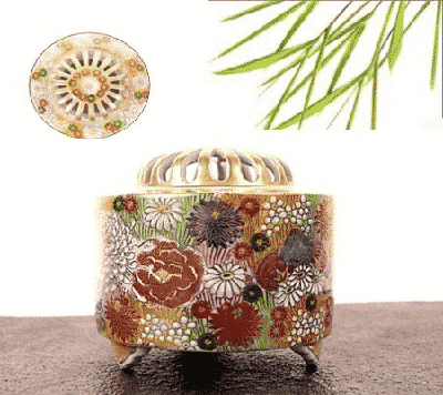 Japanse Wierookbrander Keramiek Gold & Flowers Japanse Wierookbrander Keramiek Gold & Flowers