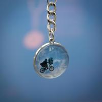 E.T. the Extra-Terrestrial Keychain Moon Limited Edition - thumbnail