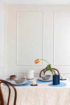 LIND DNA - Dinner Mat Curve - Placemat 37x44cm Nupo Cool Blue LIND DNA - Dinner Mat Curve - Placemat 37x44cm Nupo Cool Blue