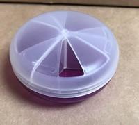 Pillendoos kunststof rond draaibaar deksel 3 vaks - paars - thumbnail