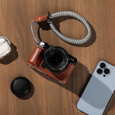 SmallRig 4880 Camera Leather Half Case Kit for Fujifilm X-M5, bruin