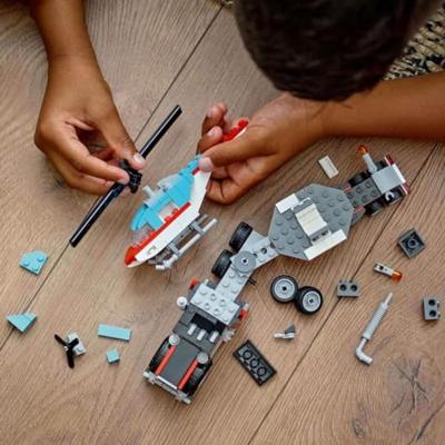 LEGO Creator 3-in-1 truck met helikopter 31146
