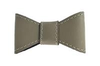 Sazzz vlinderstrik glamper classic leer taupe M voor halsband 2 cm - thumbnail