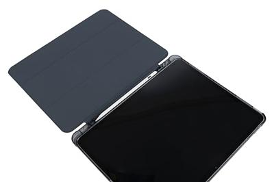 Tucano Satin case iPad Air 13" (M2-M4) - Blue Black Tucano Satin case iPad Air 13" (M2-M4) - Blue Black