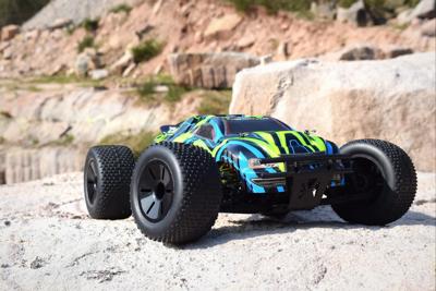 Absima AT3.4BL brushless truggy RTR