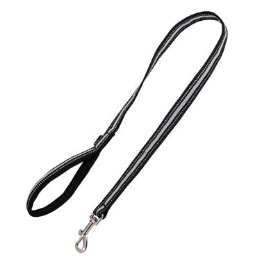 Jack and Vanilla Zwarte hondenriem met gevoerd handvat - Reflecterend - Lengte 100 cm Jack and Vanilla Zwarte hondenriem met gevoerd handvat - Reflecterend - Lengte 100 cm