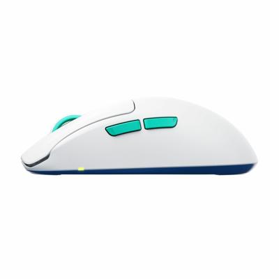 CHERRY XTRFY M68 Wireless, Ultralichte Draadloze Gamingmuis, 2,4 GHz, Geoptimaliseerd voor E-Sports, Symmetrische Vorm met extra lage Voorkant, Wit