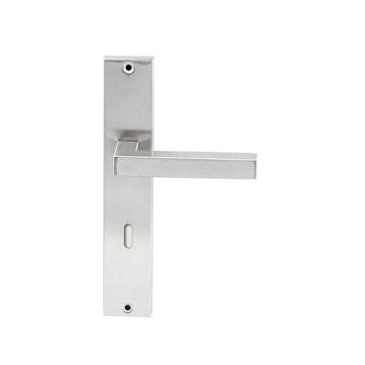 Hardbrass Deurkruk Geneve op rechthoekig langschild sleutelgat 72mm - RVS