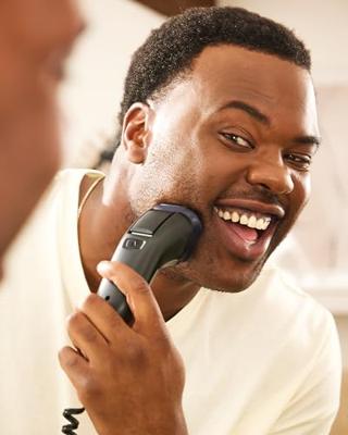 Remington Style Series Rotary R3 Scheerapparaat Zwart