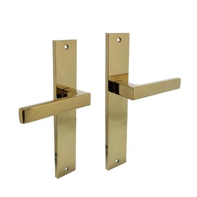 Deurkruk Hera op langschild 245x45mm blind PVD messingkleur Deurkruk Hera op langschild 245x45mm blind PVD messingkleur