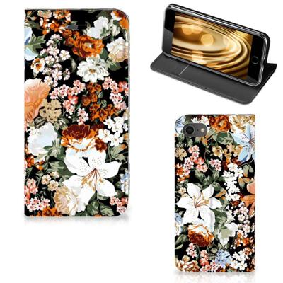 Smart Cover voor iPhone 7 | 8 | SE (2020) | SE (2022) Dark Flowers Smart Cover voor iPhone 7 | 8 | SE (2020) | SE (2022) Dark Flowers