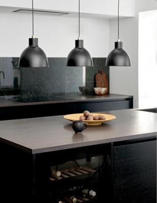 Hanglamp eettafel 3 zwarte kappen E27 fitting &apos;Pop&apos;