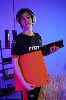 Fnatic Focus3 MAX L Oranje muismat