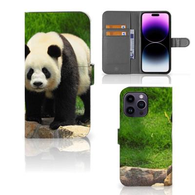 iPhone 15 Pro Max | Telefoonhoesje | Met pasjeshouder | Panda