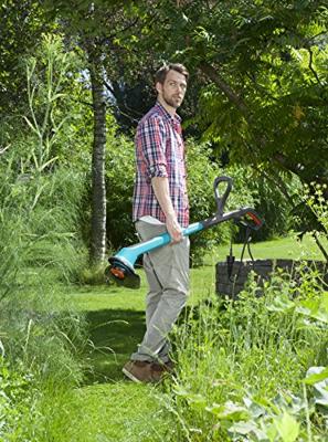 GARDENA SmallCut Plus 350/23 Grastrimmer Elektrisch 230 V Snijbreedte max.: 230 mm GARDENA SmallCut Plus 350/23 Grastrimmer Elektrisch 230 V Snijbreedte max.: 230 mm