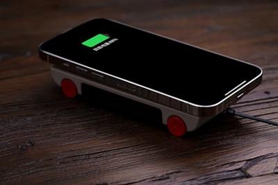 8BitDo N30 Wireless Mobile Charger - NES