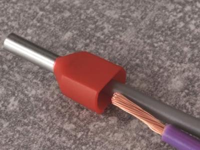 Quadrios 22C435 Dubbele adereindhulzen 1 mm² Deels geïsoleerd Rood 1 set(s)