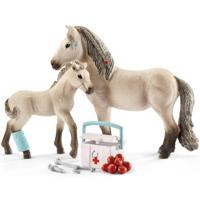 Schleich Horse Club Hannah Rescue Set met Merrie/Veulen/Accessoires - thumbnail