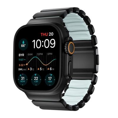 Nomad Stratos Titanium Strap Apple Watch 44mm / 45mm / 46mm / 49mm Zwart / Icy Blue Glow