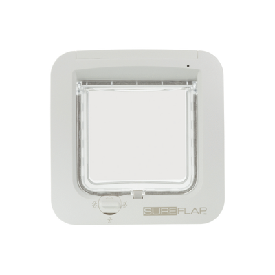 SUREFLAP 4-WEG HUISDIERLUIK MET MICROCHIPHERKENNING WIT 21X21 CM SUREFLAP 4-WEG HUISDIERLUIK MET MICROCHIPHERKENNING WIT 21X21 CM