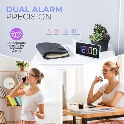 Slim-line Digitale Wekker - Dual Alarmklok - Groot Meerkleurig Display - USB Poort (HCG024) Slim-line Digitale Wekker - Dual Alarmklok - Groot Meerkleurig Display - USB Poort (HCG024)