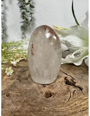 Bergkristal sculptuur 700 - 850 gram uit Madagaskar Bergkristal sculptuur 700 - 850 gram uit Madagaskar