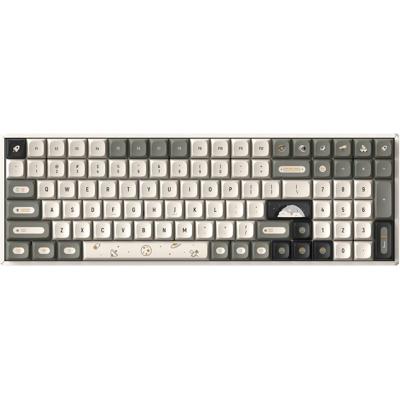 Iqunix F97 Hitchhiker Wireless Mechanical Keyboard, gaming toetsenbord (Grijs/wit, US lay-out, Cherry MX Brown, RGB leds, 96%, Hot-swappable, PBT, 2.4GHz | Bluetooth 5.1 | USB-C)