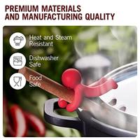 Apenstreken Knuffel Doug met een kooklepel - thumbnail