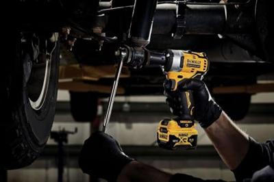 DeWALT DCF901P1 Accu slagmoersleutel 340Nm 1/2" frictiering 12V XR 5.0Ah in koffer - thumbnail