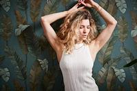 Livingwalls Metropolitan Stories. Travel Stories - Petrol - Floral - 392183 - thumbnail