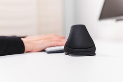 Bakker Elkhuizen Rockstick 2 Wireless - Small/Medium - muis - rechts- en linkshandig - 3 knoppen - draadloos Bakker Elkhuizen Rockstick 2 Wireless - Small/Medium - muis - rechts- en linkshandig - 3 knoppen - draadloos