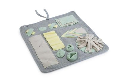 Beeztees Puppy snuffelmat doeka 50x45cm grijs Beeztees Puppy snuffelmat doeka 50x45cm grijs