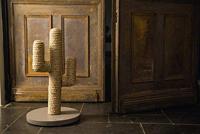 Designed by Lotte Houten Krabpaal Cactus, 35x35x60 cm - thumbnail